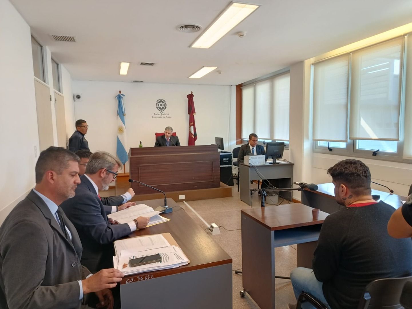 alex el estafador de tinder seguira preso desfalco a dos saltenas