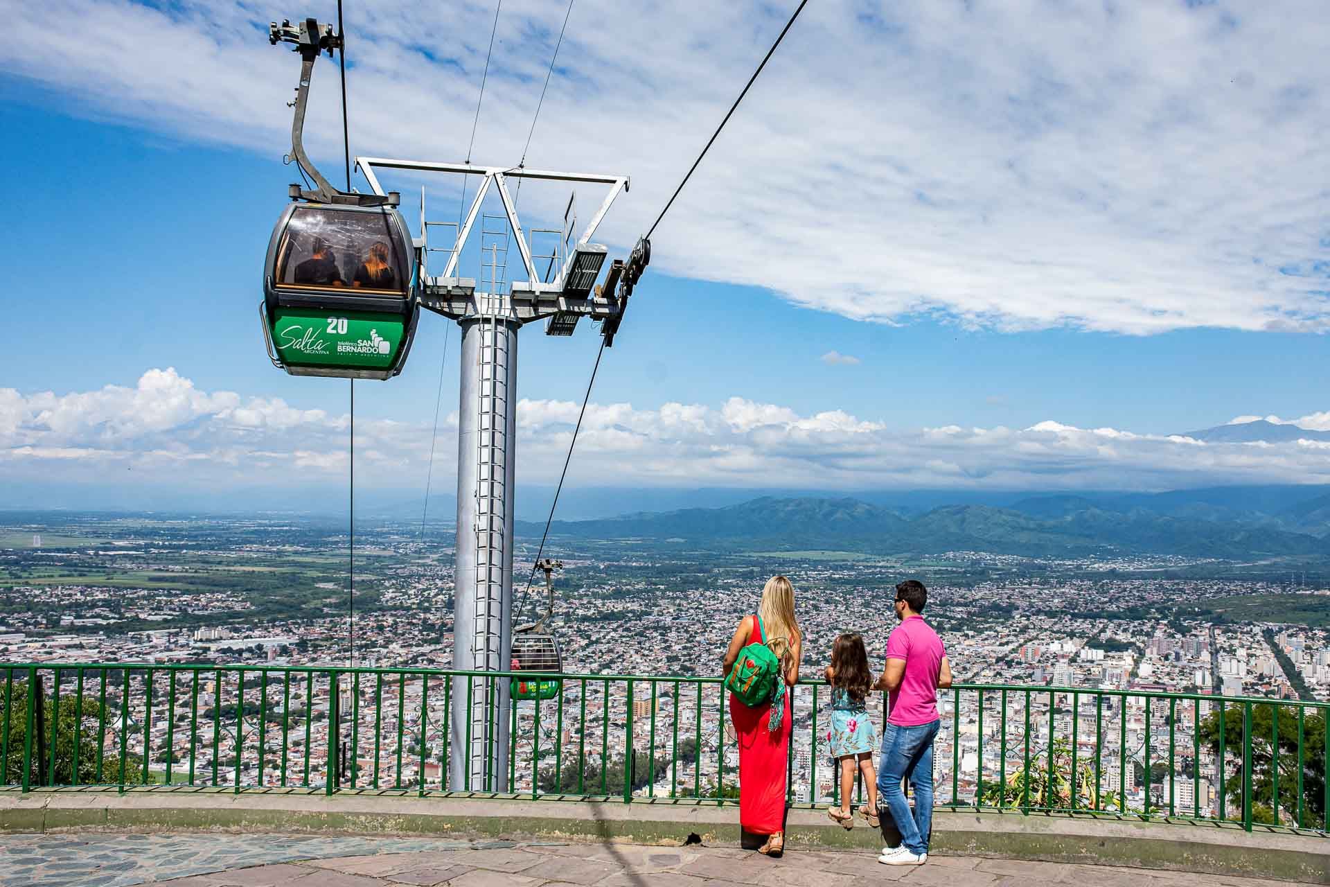 el sector hotelero salio al cruce de la reforma libertaria el turismo necesita planificacion y previsibilidad