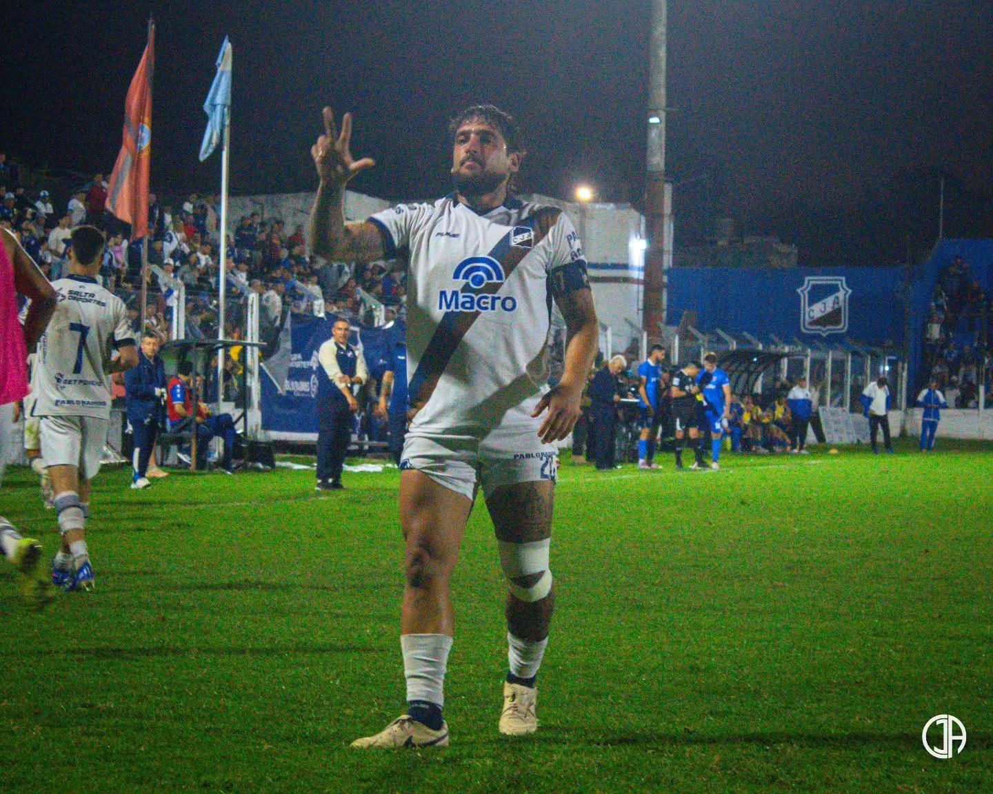 El Toro Matías Vicedo
