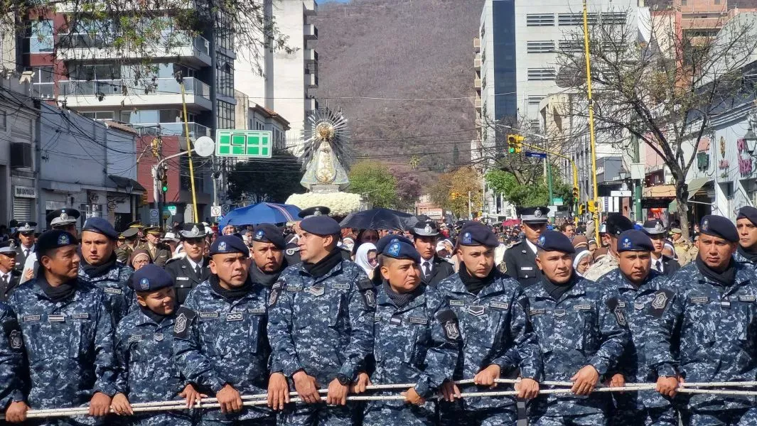 mas de 5600 policias participan del operativo de la procesion del milagro 2025