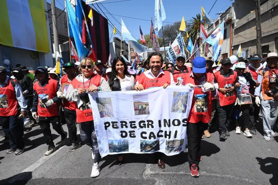mas de 12 mil peregrinos de los valles calchaquies llegaron a salta y fueron recibidos por el gobernador