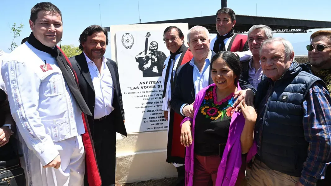 cerro aladelta saenz inauguro el nuevo anfiteatro en homenaje a las voces de oran