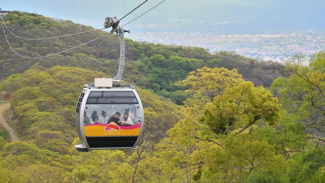 el teleferico de salta batio su marca historica y cerro 2025 con casi 438 mil visitantes