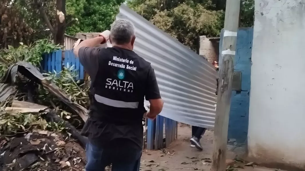 emergencias en la provincia el gobierno reforzo la asistencia a familias afectadas por incendios y temporales