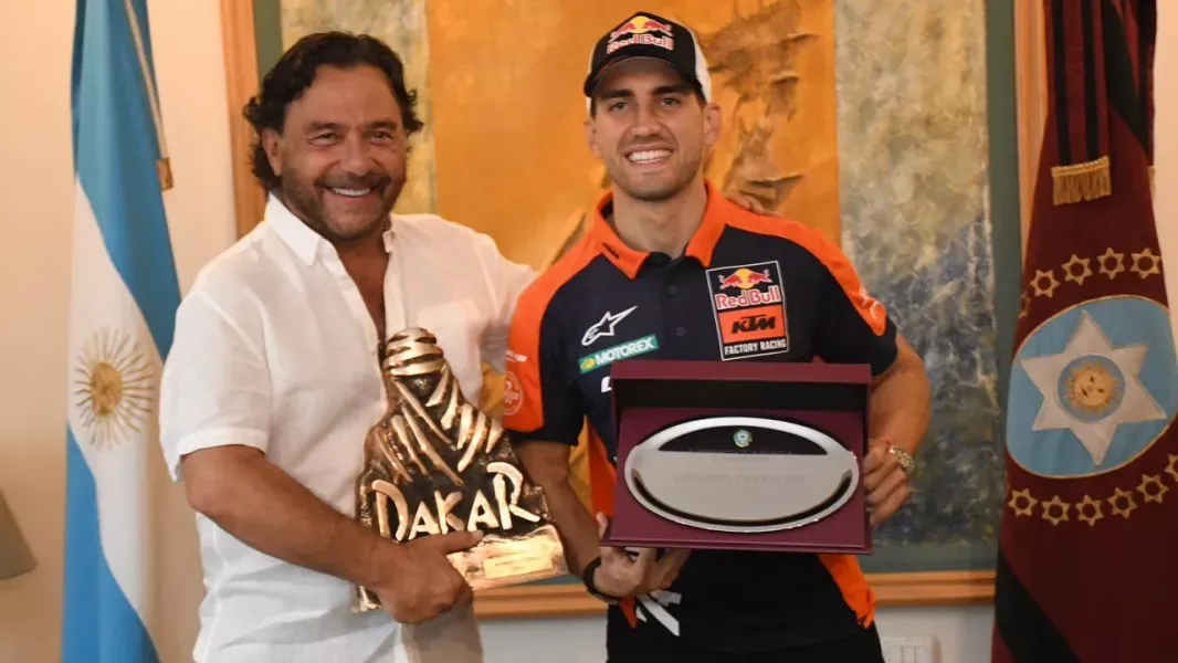 el gobernador saenz recibio a luciano benavides campeon salteno del dakar 2026
