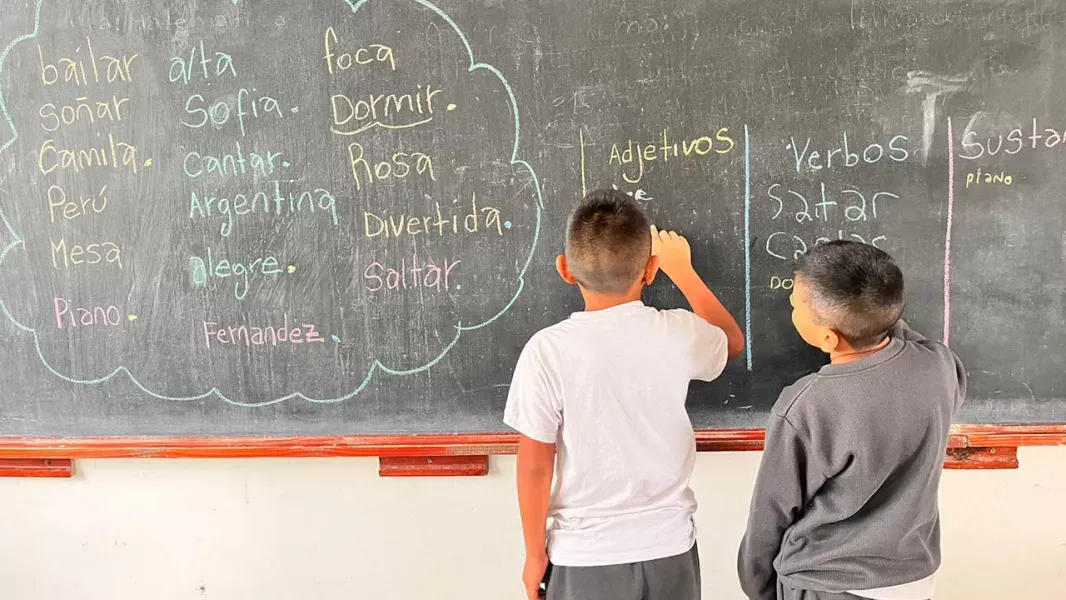 mas de 200 estudiantes refuerzan lengua y matematica durante el verano