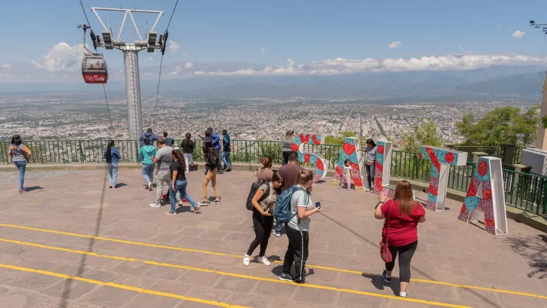 musica en las alturas el teleferico san bernardo suma shows en el fin de semana largo