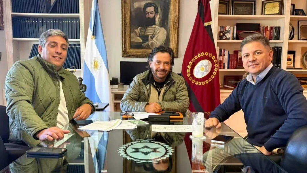 saenz refuerza el operativo en rivadavia y despliega un plan integral ante la emergencia del bermejo