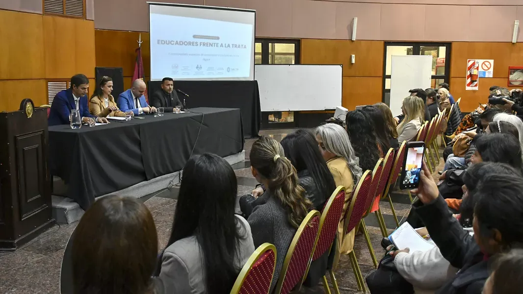 docentes saltenos se capacitan para prevenir la trata en entornos digitales