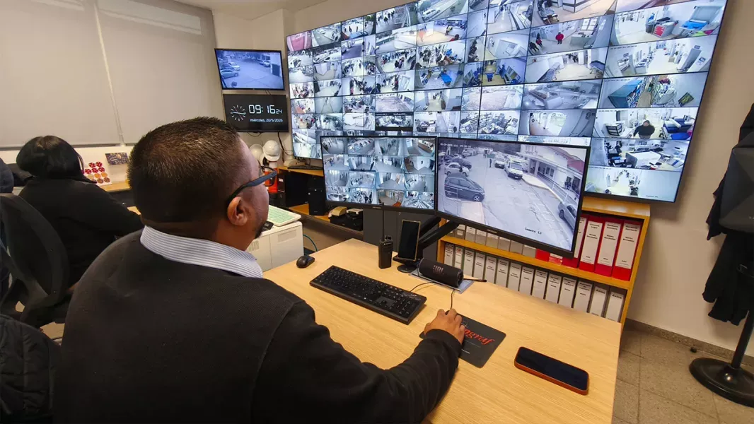 salud y seguridad coordinan medidas para reforzar la proteccion en hospitales tras los ultimos hechos de violencia
