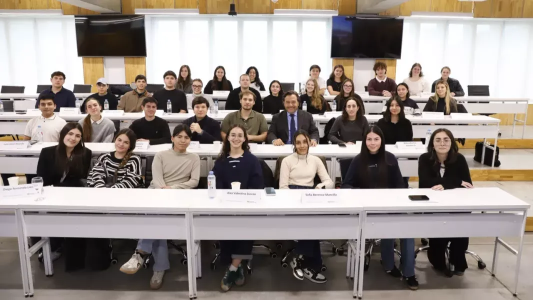 saenz acordo con la universidad di tella becas de residencia para estudiantes saltenos