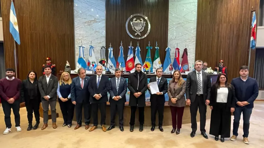 salta impulso su oferta turistica en la 58 reunion plenaria del parlamento del norte grande en santiago del estero