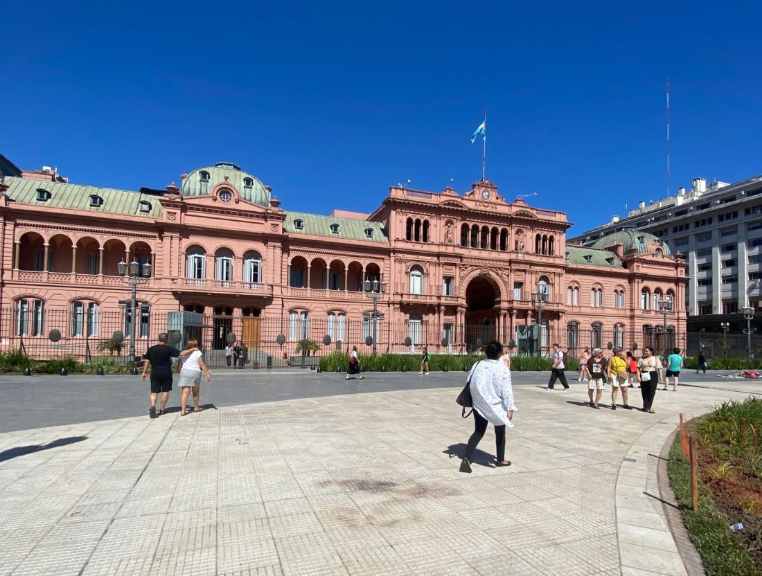 sin aumento para los empleados publicos la polemica decision del gobierno nacional