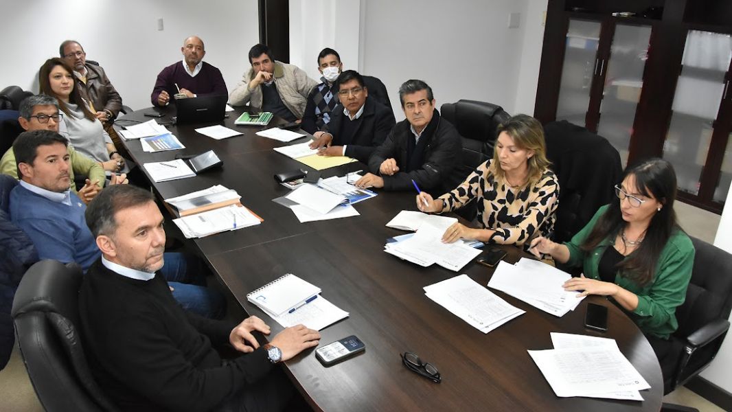 gobierno proyecta un plan de 72 obras con la inversion de mas de 17 mil millones para la puna saltena