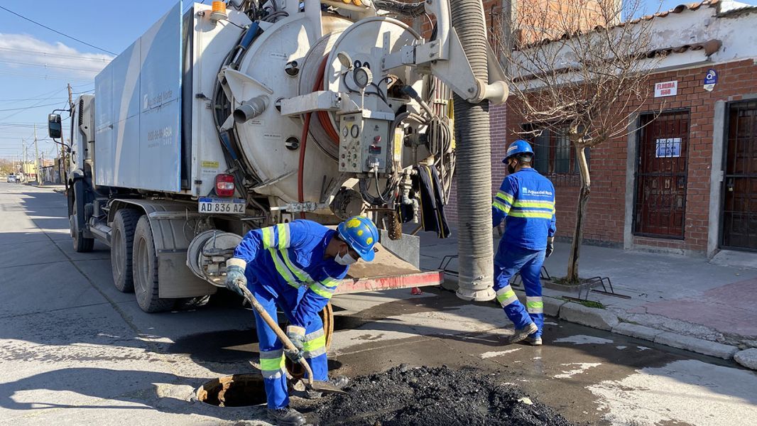 aguas del norte limpia colectoras piden a los usuarios hacer uso correcto del sistema