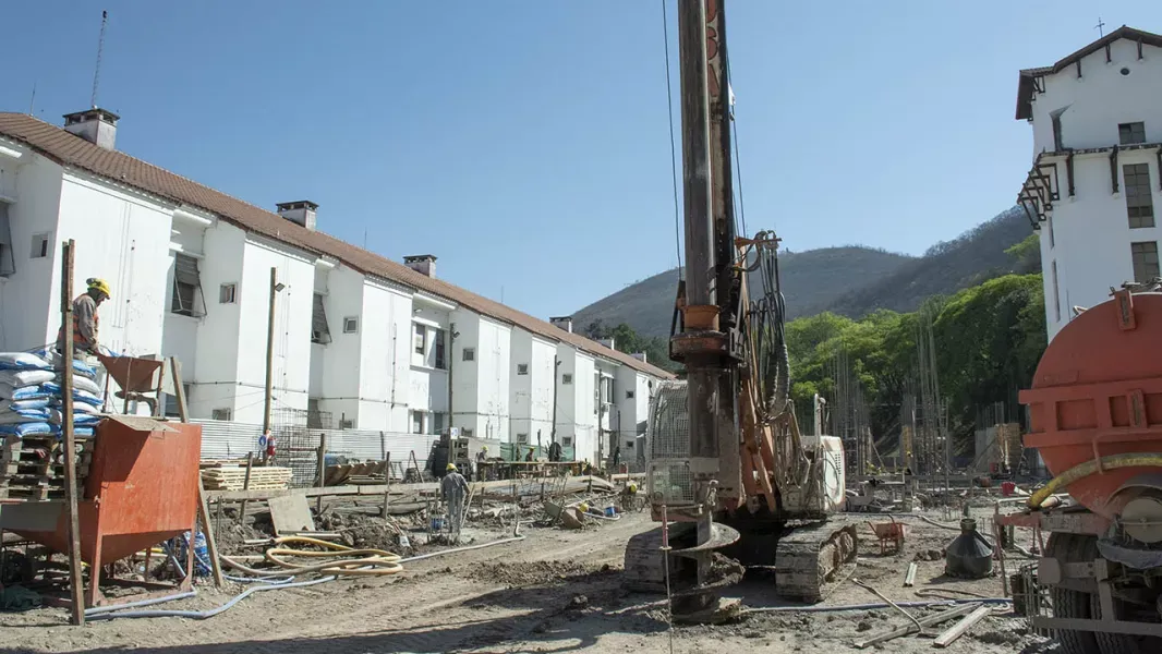 salta invierte en salud de alta complejidad avanza la ampliacion del hospital san bernardo