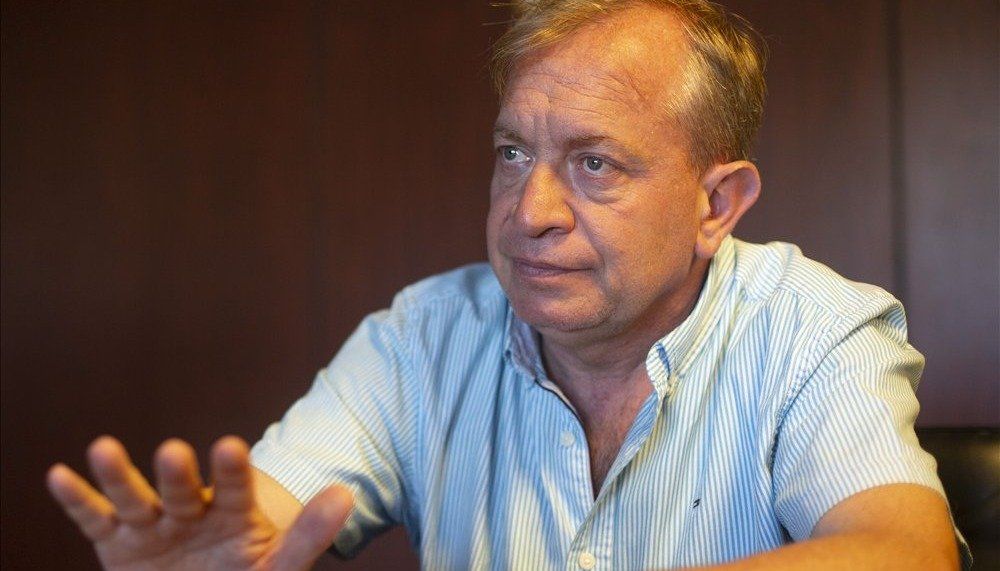 moreno continua victimizandose se opera politicamente en mi contra
