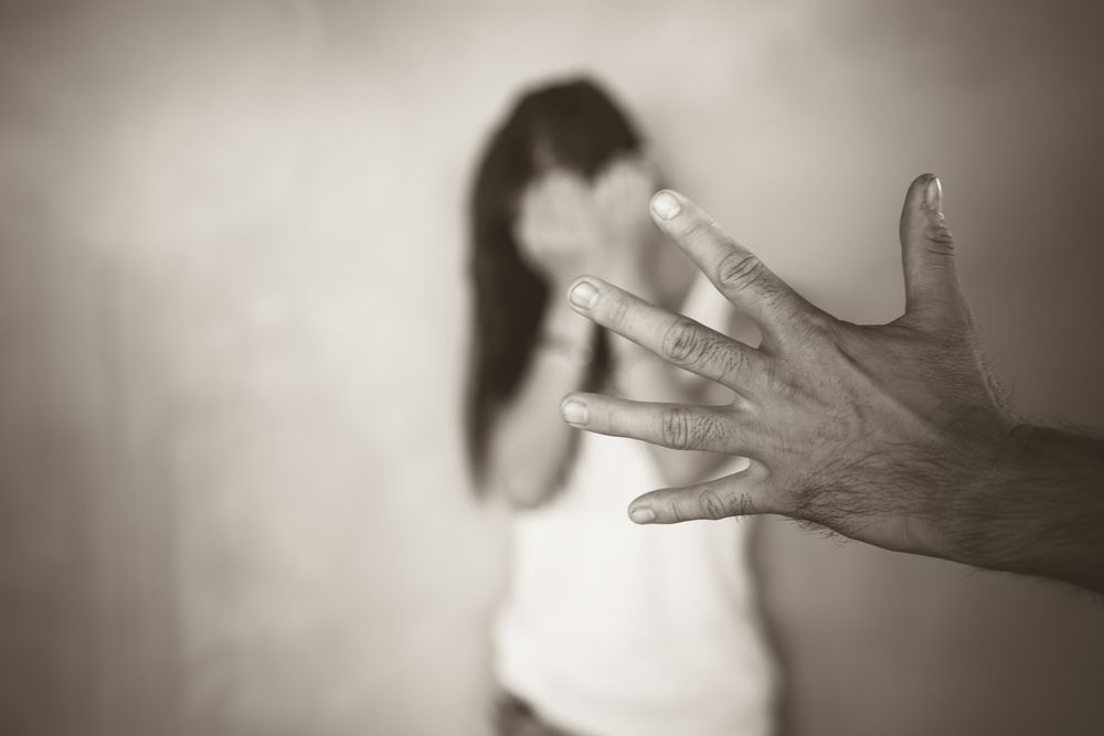 oran ebrio ato de manos a su pareja e intento estrangularla con un trapo