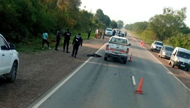 horrible hallazgo encontraron un cuerpo al costado de la ruta a aguas blancas