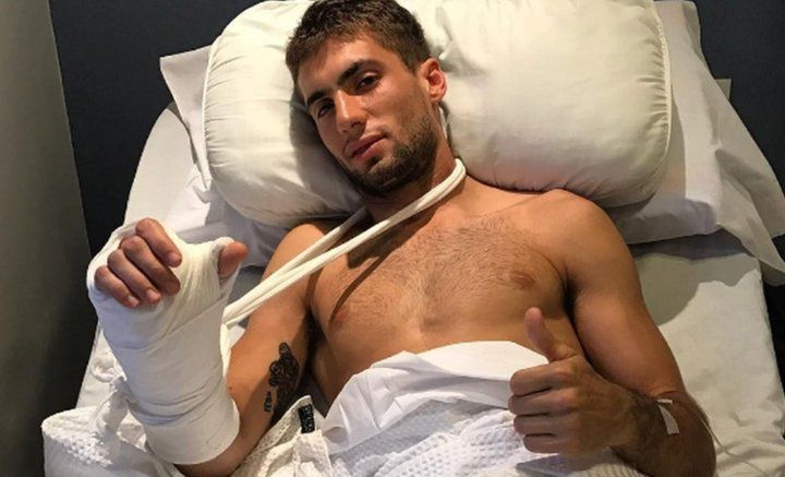 kevin benavides internado tras accidentarse se fracturo y sufrio un traumatismo encefalo craneano