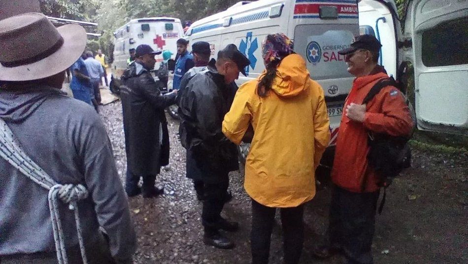 rescate exitoso de 19 turistas perdidos en la quebrada de san lorenzo
