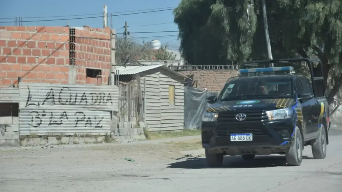 barrio solidaridad buscan intensamente a los sospechosos del crimen de benjamin mamani