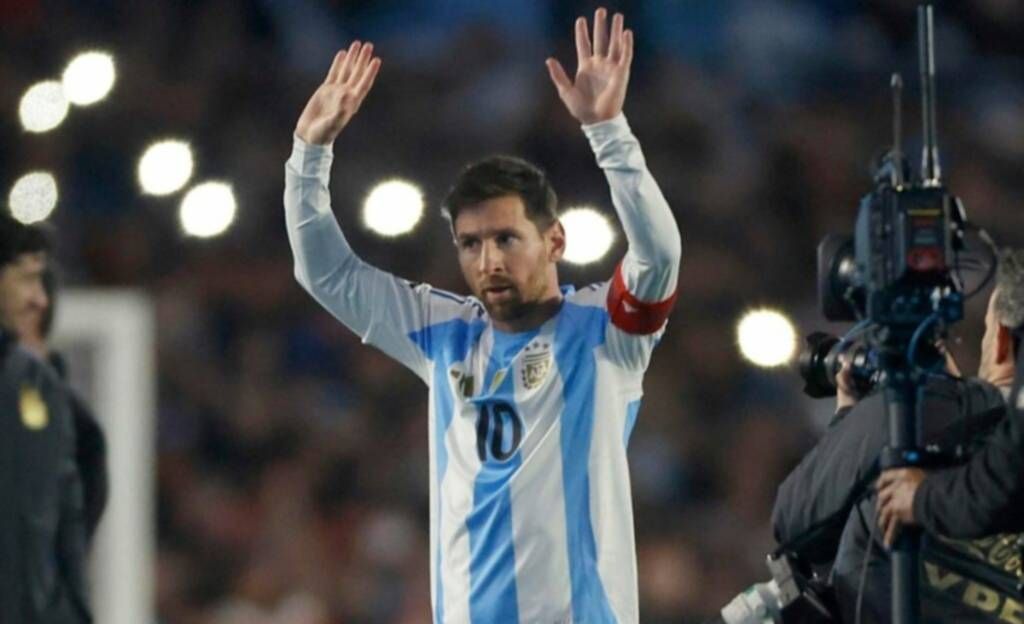 el sentido posteo de messi sobre su ultimo partido oficial en argentina