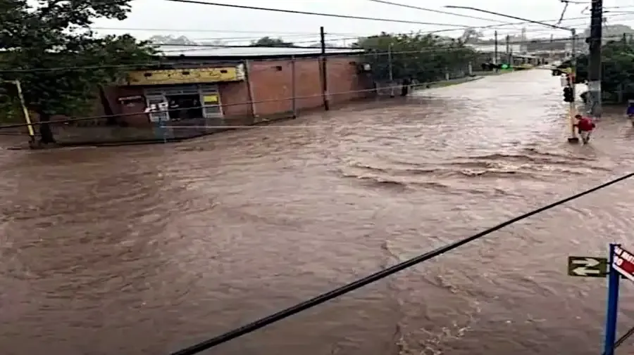 inundaciones en tucuman el gobierno estima 15 000 evacuados y 4 500 son de la madrid