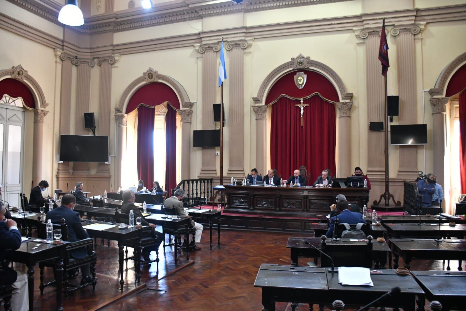el senado de salta dio media sancion a la adhesion a la ley olimpia un paso clave contra la violencia digital