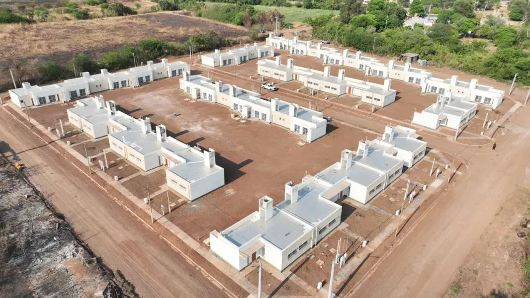 gestion saenz la provincia termino 40 viviendas en apolinario saravia que habian sido paralizadas por nacion