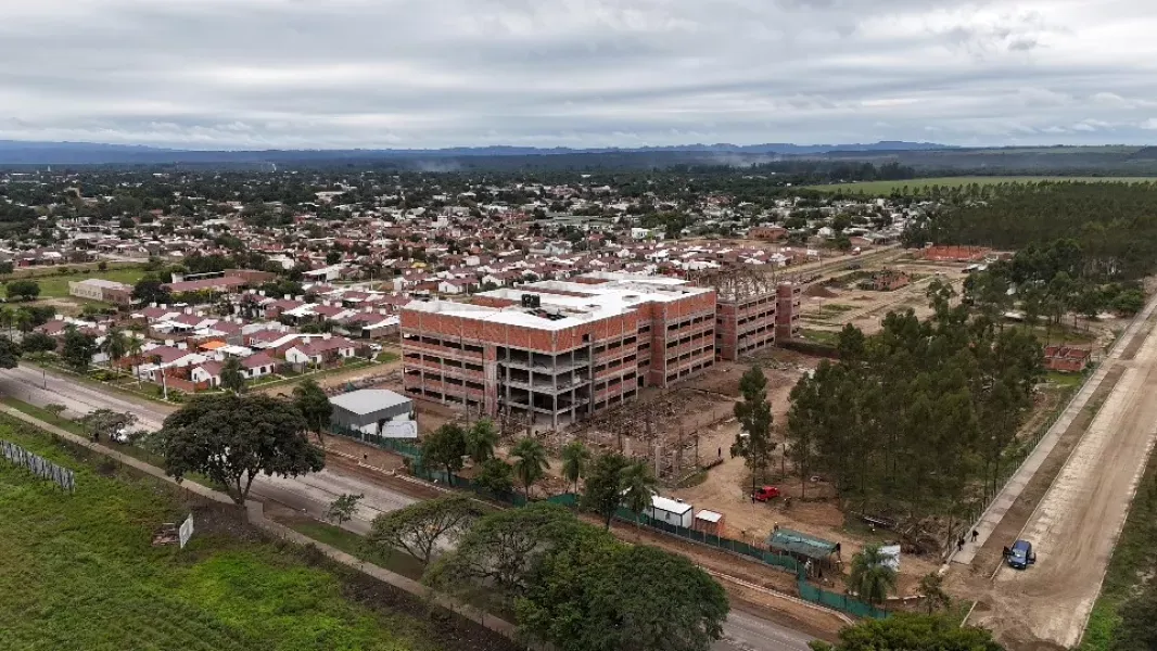 saenz superviso el avance de la ciudad judicial de oran