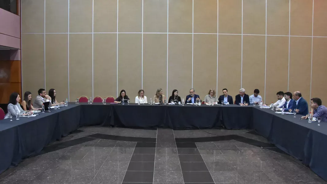 salta afina su alianza con el banco mundial para elevar el perfil de su mineria
