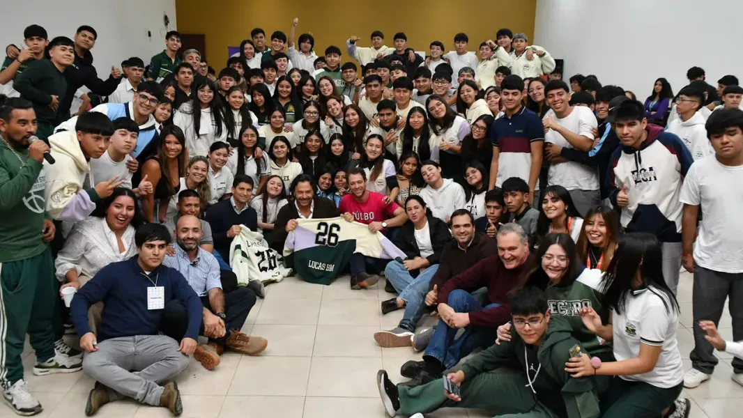 foro salta joven en oran saenz destaco el protagonismo de los jovenes en el diseno de politicas publicas