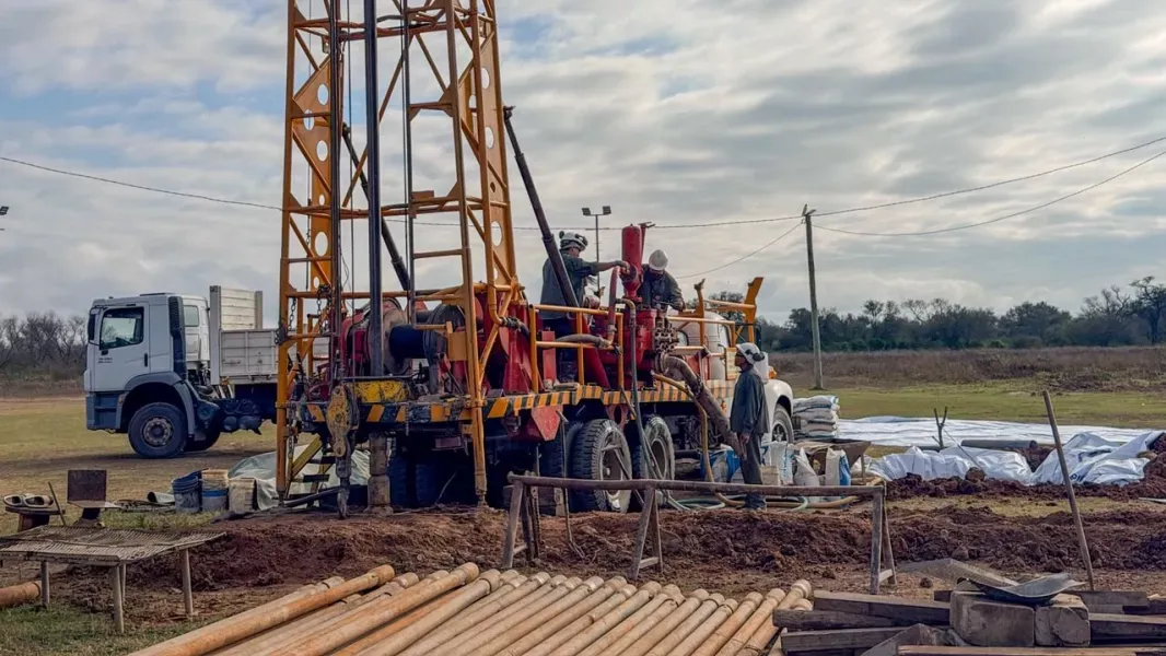 mas de 1 700 familias mejoraran el acceso al agua potable con obras en anta y metan