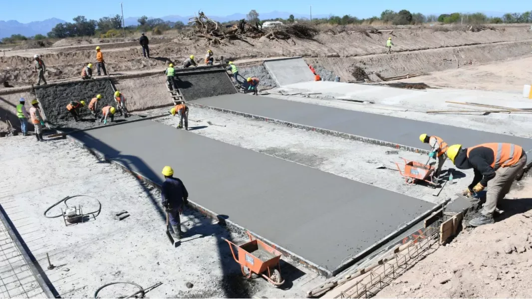 el primer tramo de la autopista del valle de lerma podria habilitarse a fin de ano