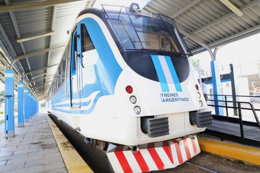 cuestionan las pocas frecuencias del tren a campo quijano y reclaman un perfil mas turistico