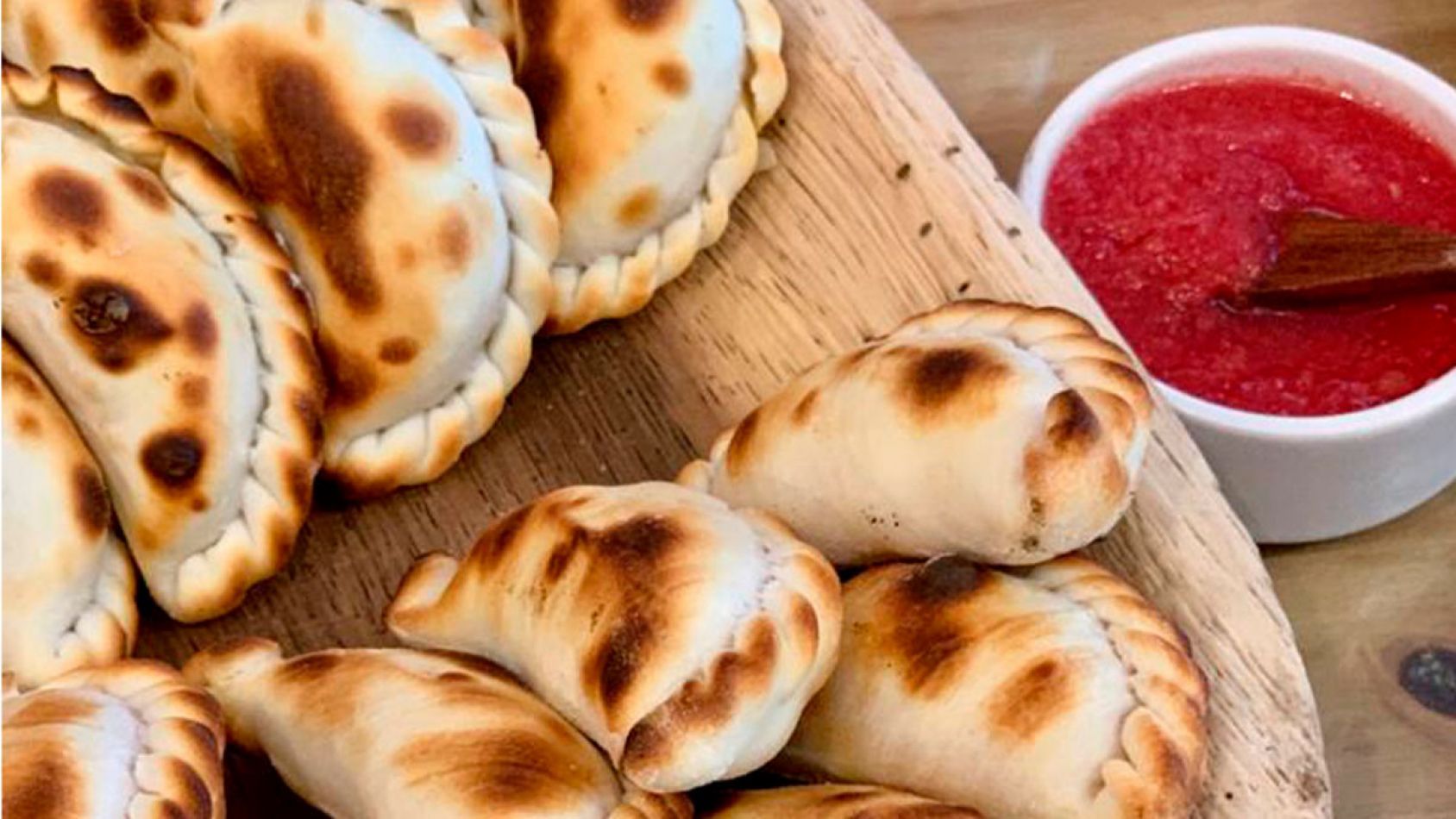 san lorenzo convierte a la empanada en protagonista del verano