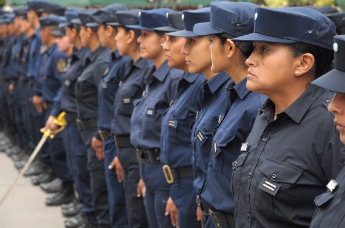 salta incorporo 100 nuevos agentes a la policia