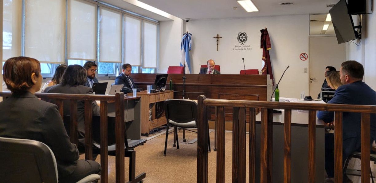 condena condicional e inhabilitacion perpetua para cuatro empleados del hospital san bernardo por peculado y hurto