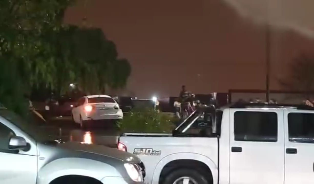 tragedia dos jovenes fallecidos en una tremendo accidente en avenida paraguay