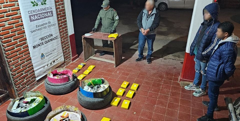 partieron desde oran con cocaina en sus ruedas fueron detenidos en monte quemado