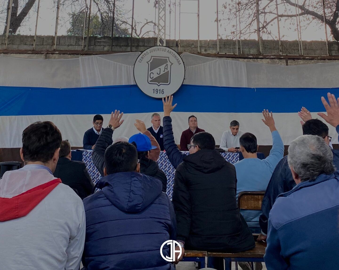 juventud antoniana expulsaron de por vida a varios ex miembros de la comision anterior