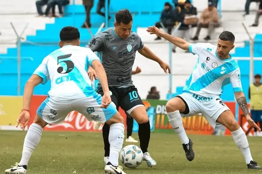 gimnasia se enfrenta a temperley por la primera ronda del reducido por el ascenso a primera