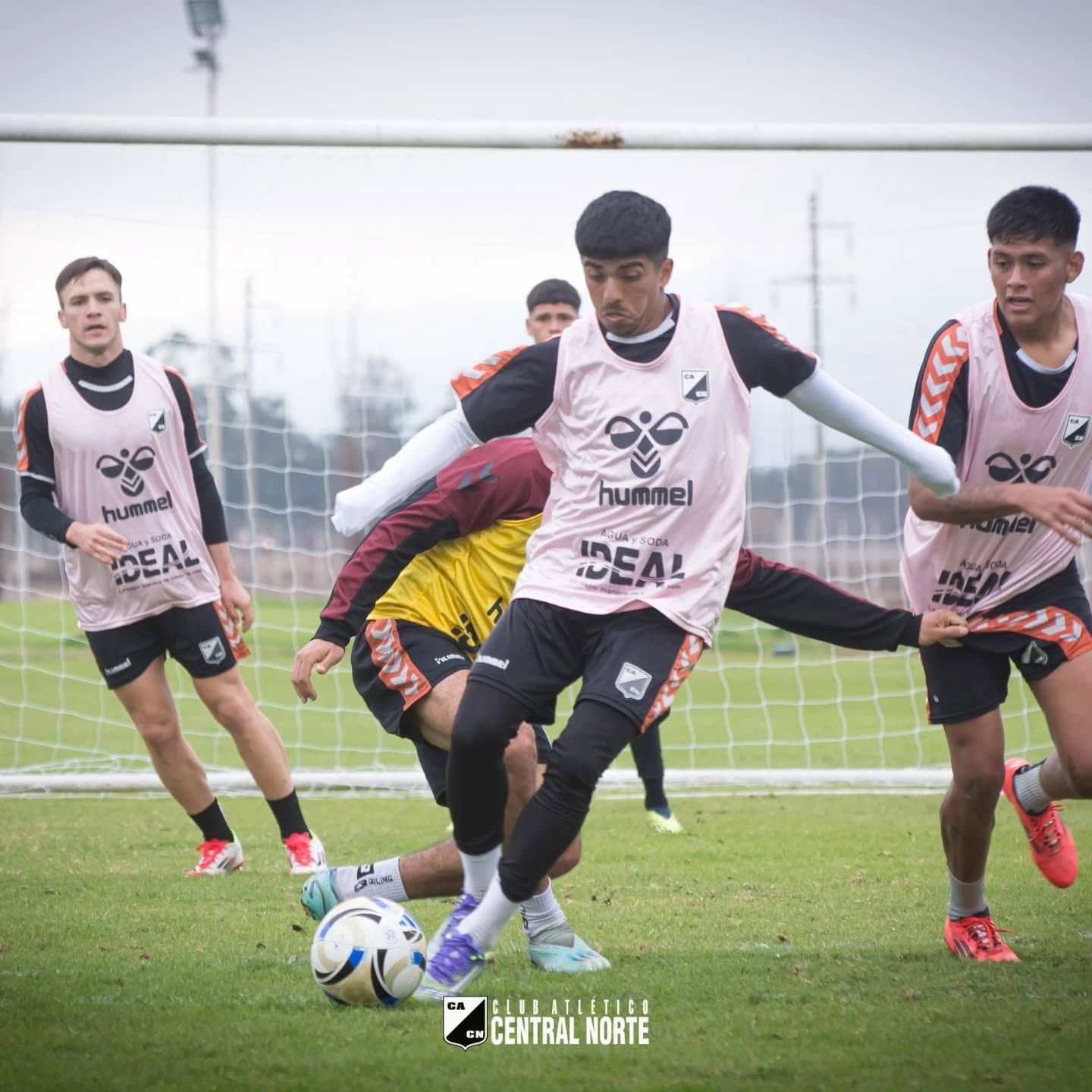 central norte se enfrenta a chaco for ever en un duelo clave por la primera nacional 2025