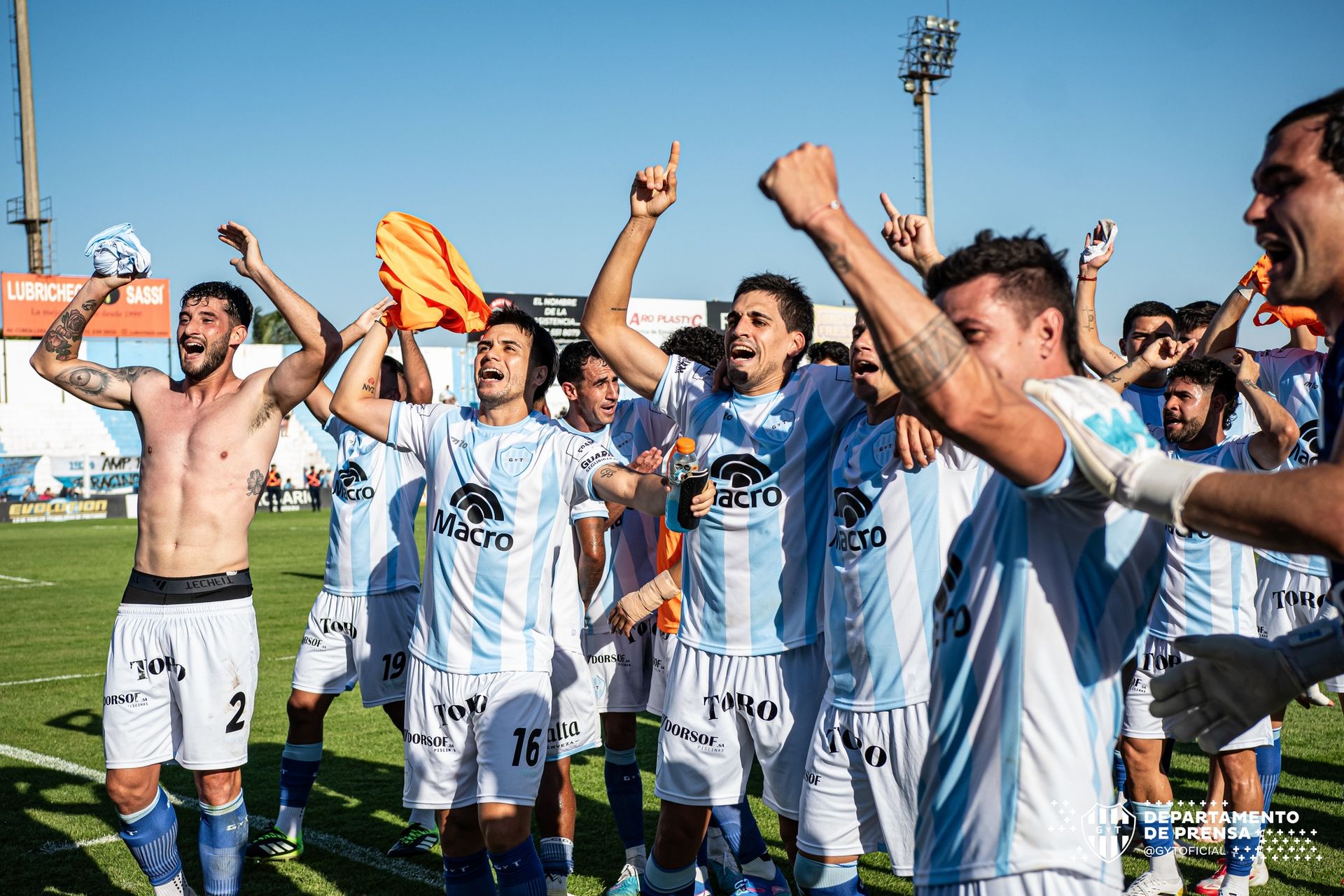 gimnasia y tiro recibe a temperley por el reducido con la ilusion de ascender a primera