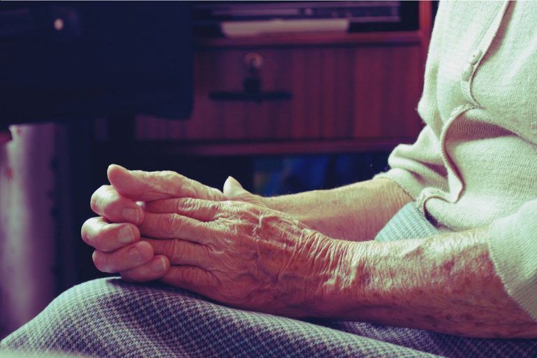 oran abuela narco imputada junto a 3 complices por vender drogas en su domicilio