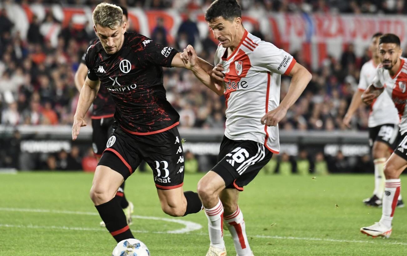 river enfrenta a huracan por la fecha 12 de la copa de la liga