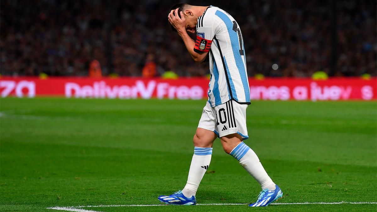 uruguay le corto el invicto al campeon del mundo en la bombonera