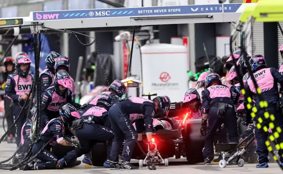 alpine abrira una investigacion interna por las paradas en boxes de franco colapinto en el gp de hungria