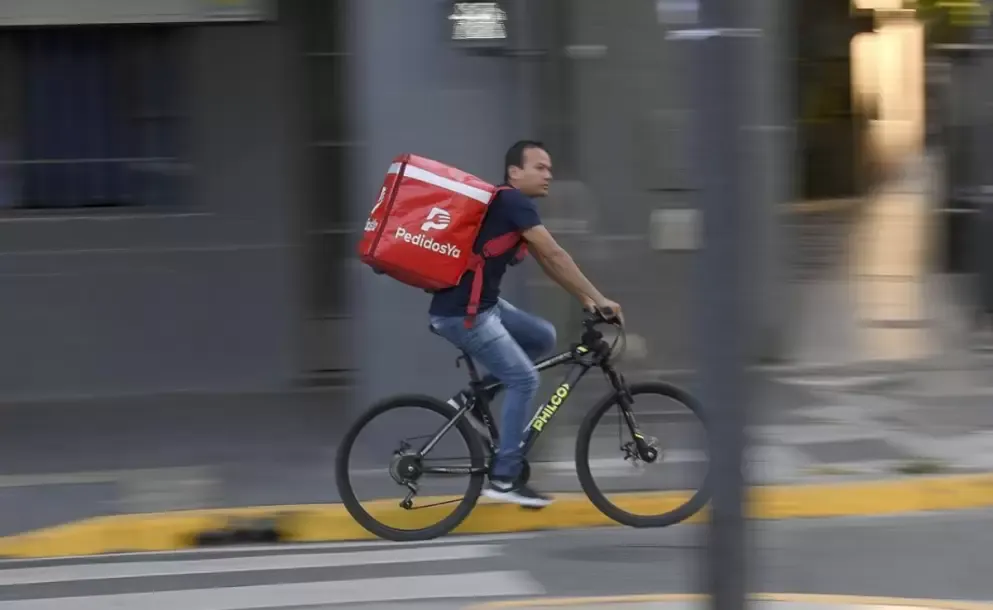 en argentina ya son mas los trabajadores por cuenta propia y los no registrados que los registrados